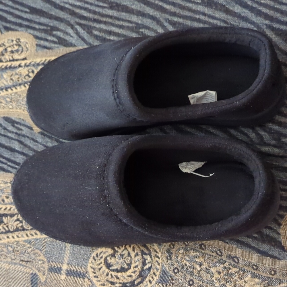 Kohl's Men's New Slippers